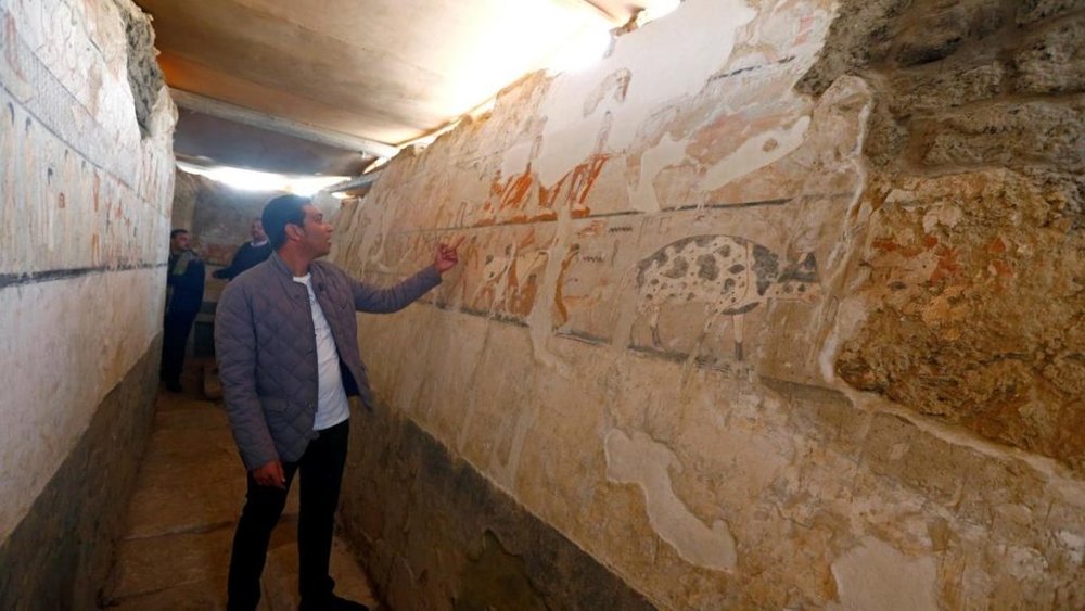 Mysterious Egyptian Tomb Reveals Secret Message From Afterlife Loan Pride   Egypt Unveils 4400 Year Old Tomb Discovered Near Giza Pyramids   1024x576 