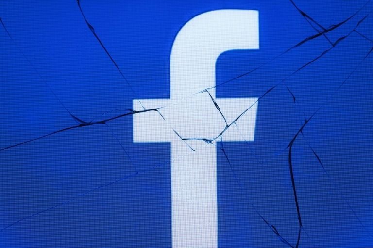  Facebook has deactivated 652 accounts, groups and pages which had links to Iran and Russia